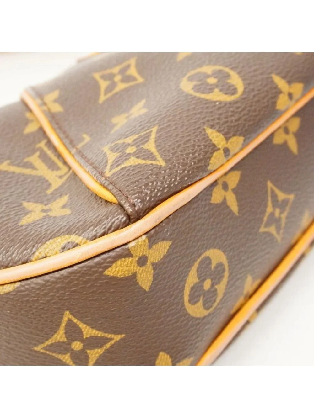 Louis Vuitton Shoulder Bag Monogram Thames PM Brown